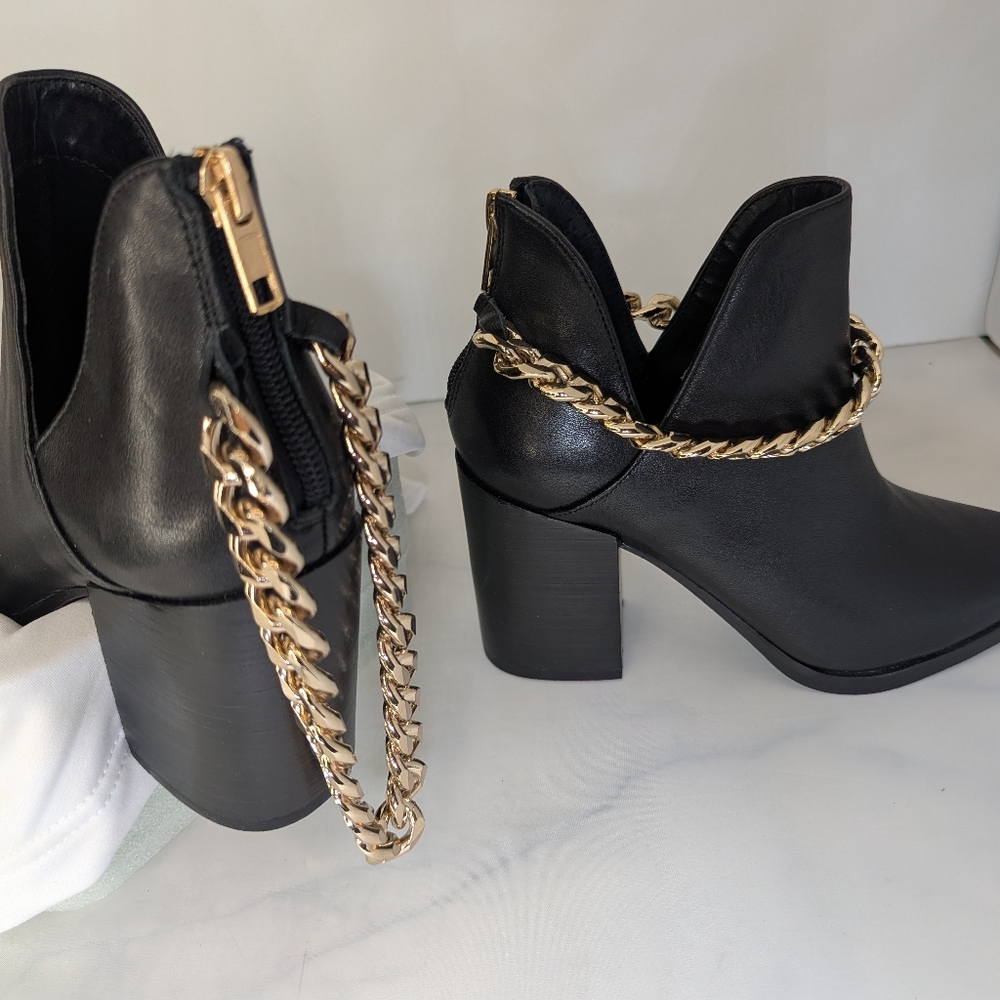 Steve Madden Boots - Picture 9 of 10
